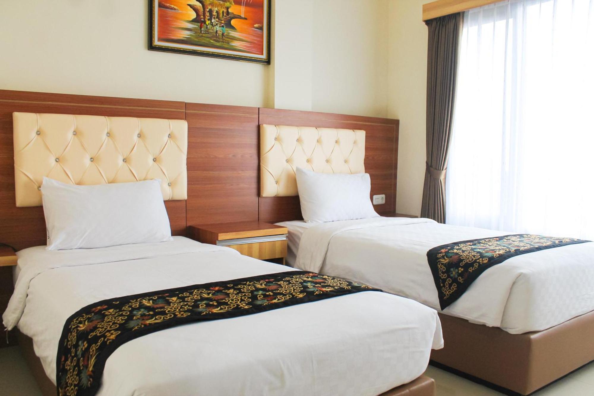 Zamzam Hotel And Resort Batu  Exterior foto