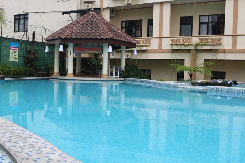 Zamzam Hotel And Resort Batu  Exterior foto