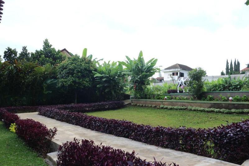 Zamzam Hotel And Resort Batu  Exterior foto