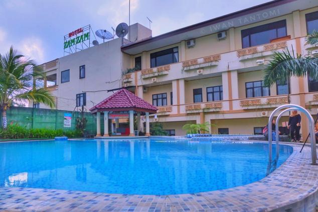 Zamzam Hotel And Resort Batu  Exterior foto