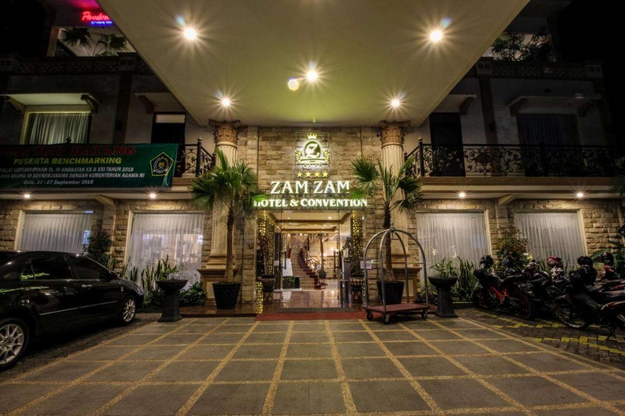 Zamzam Hotel And Resort Batu  Exterior foto