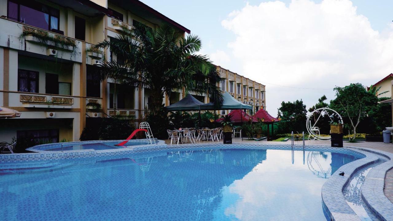 Zamzam Hotel And Resort Batu  Exterior foto