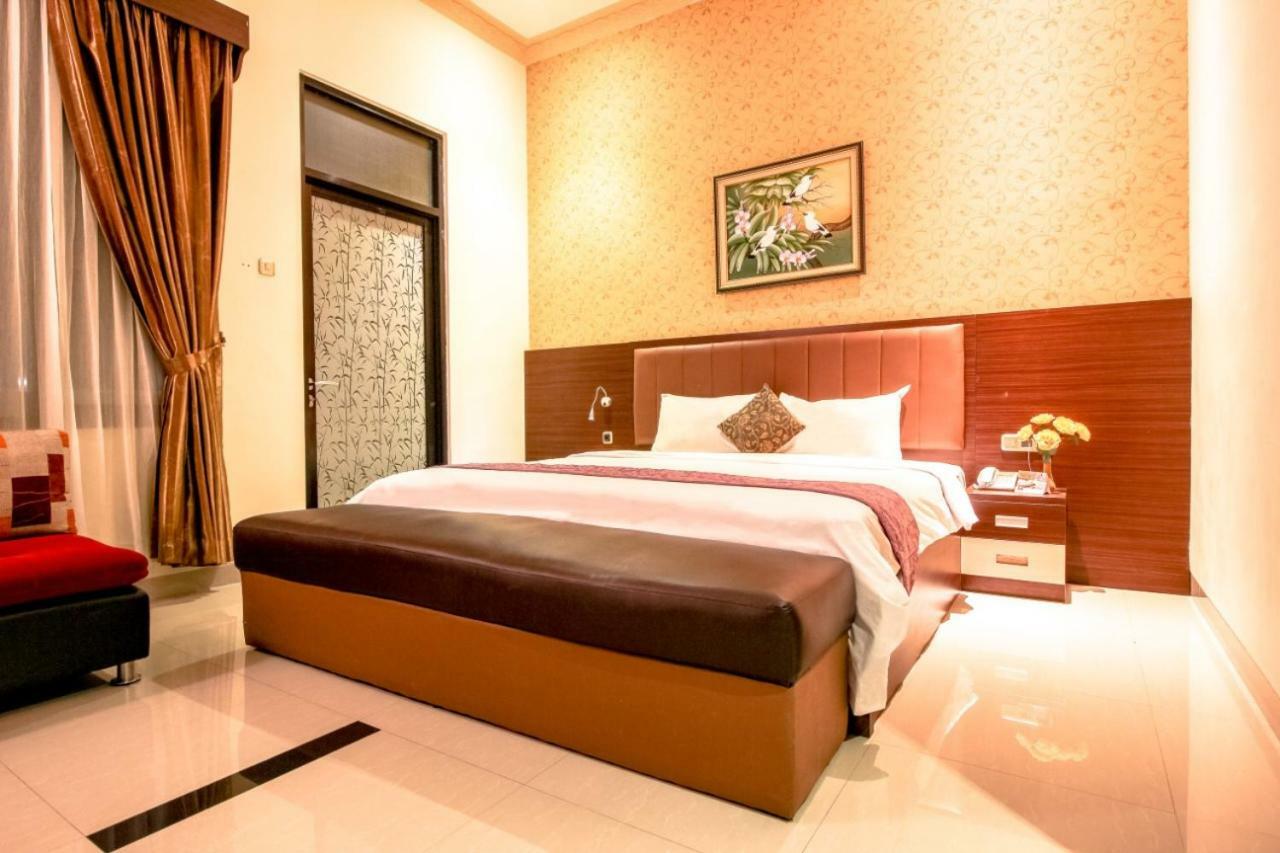 Zamzam Hotel And Resort Batu  Exterior foto