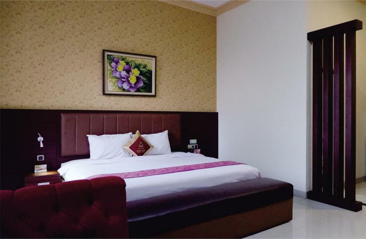 Zamzam Hotel And Resort Batu  Exterior foto